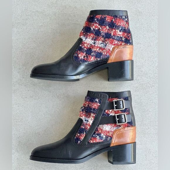 CHANEL 2017 Lambskin & Tweed Pattern Ankle Black Boots Size 40 - Picture 5 of 14